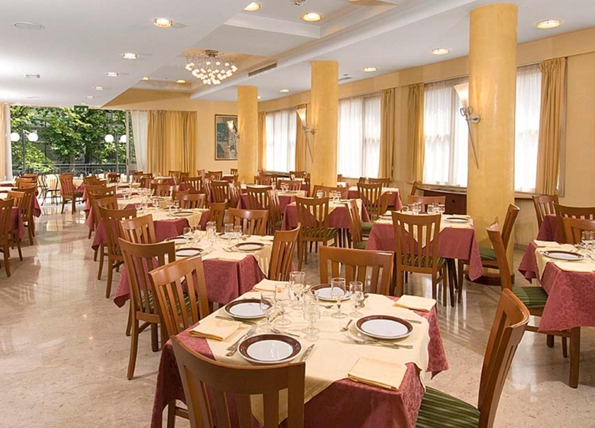 Hotel Savoia Cesenatico Eksteriør bilde